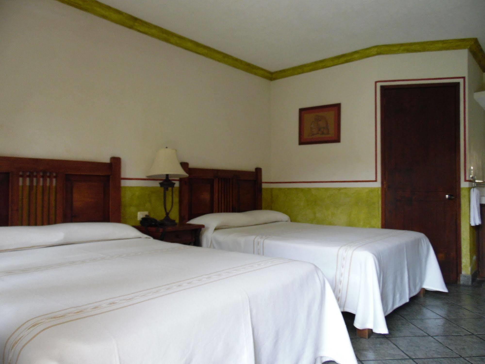 Hotel Posada San Jeronimo Coatepec  Bagian luar foto